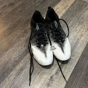 Under Armour Black and White Athletic Shoes